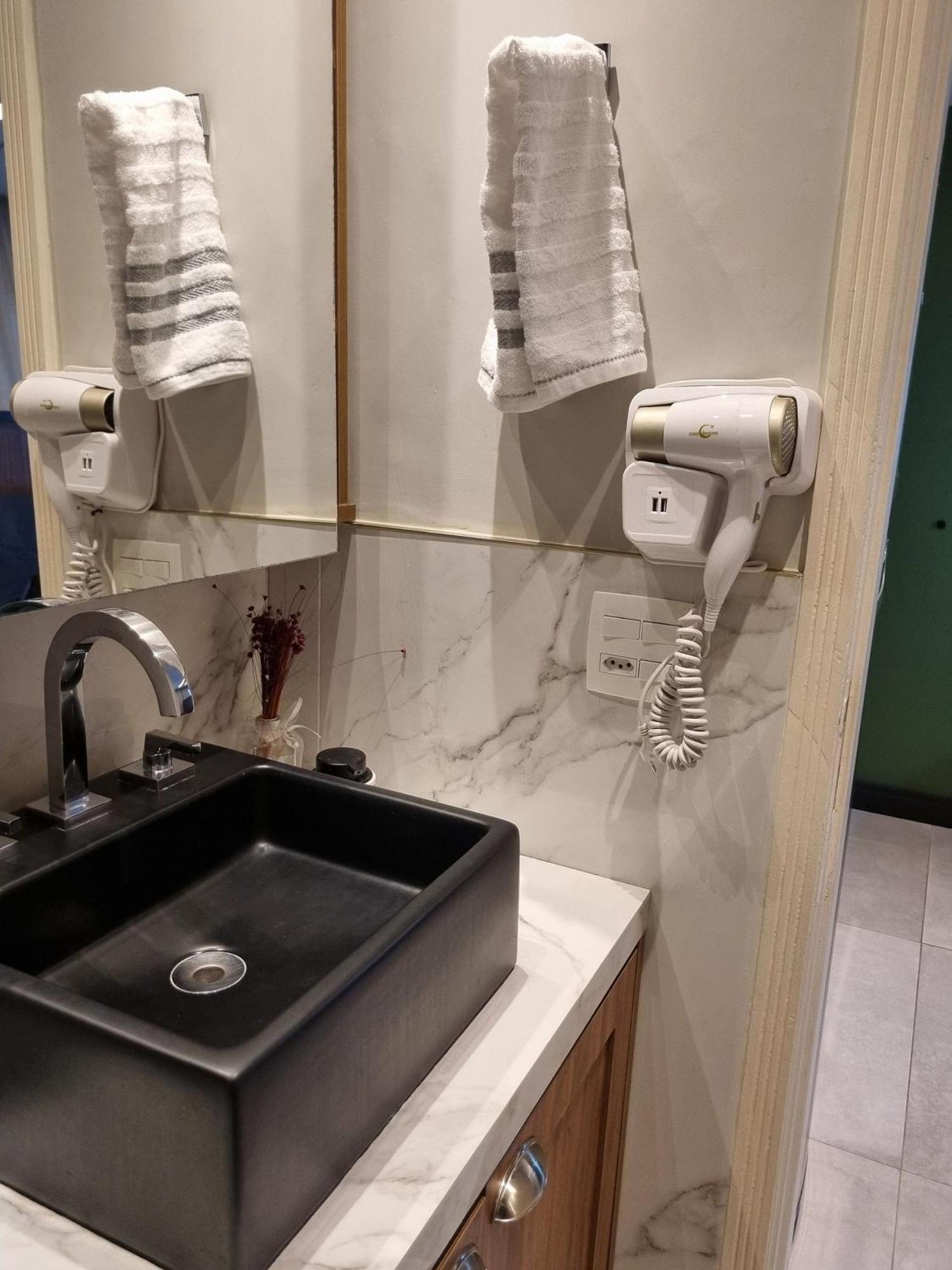 Morada Premium Mcr Pinheiros Hotel เซาเปาโล ภายนอก รูปภาพ
